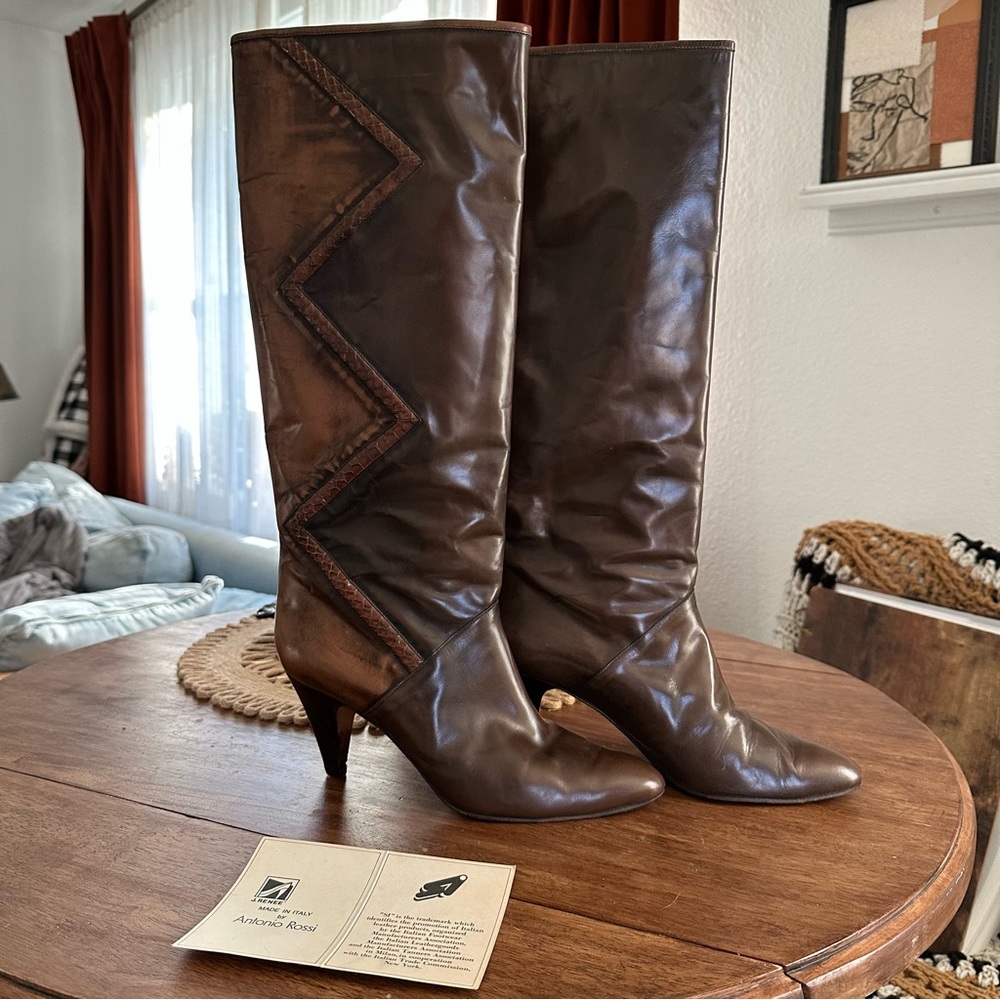 Vintage ‘80s Antonio de Rossi brown zigzag knee high Italian leather boots